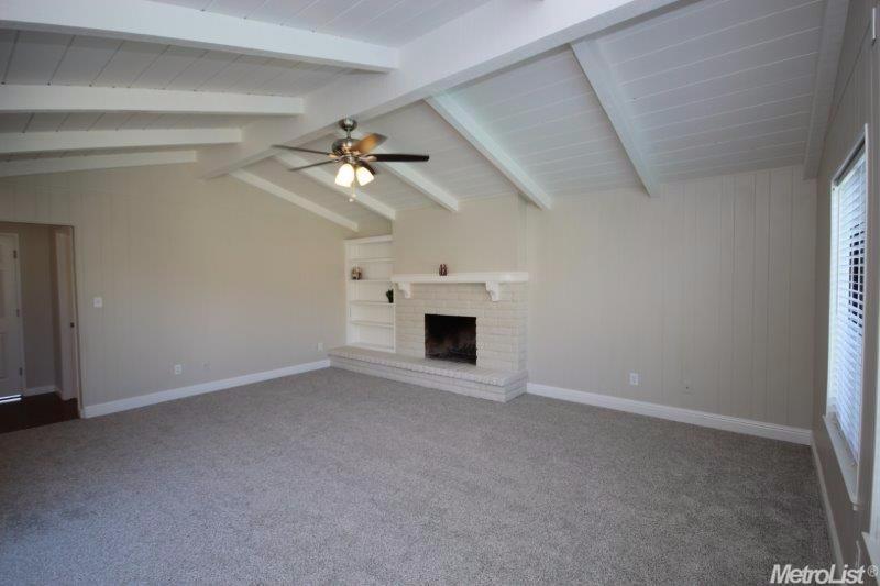 2119 W Vine St, Lodi, CA 95242 photo 11