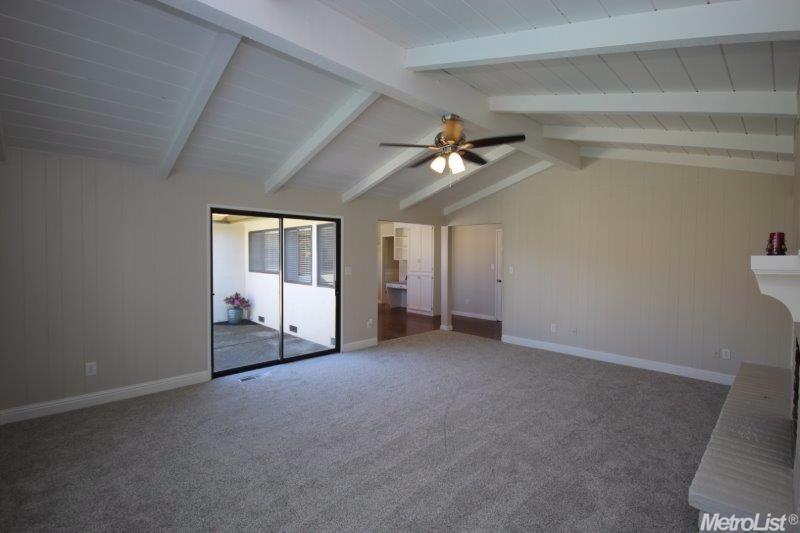 2119 W Vine St, Lodi, CA 95242 photo 12