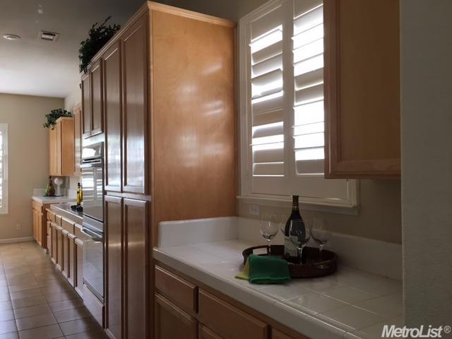 2318 Ogden Sannazor, Tracy, CA 95377 photo 8