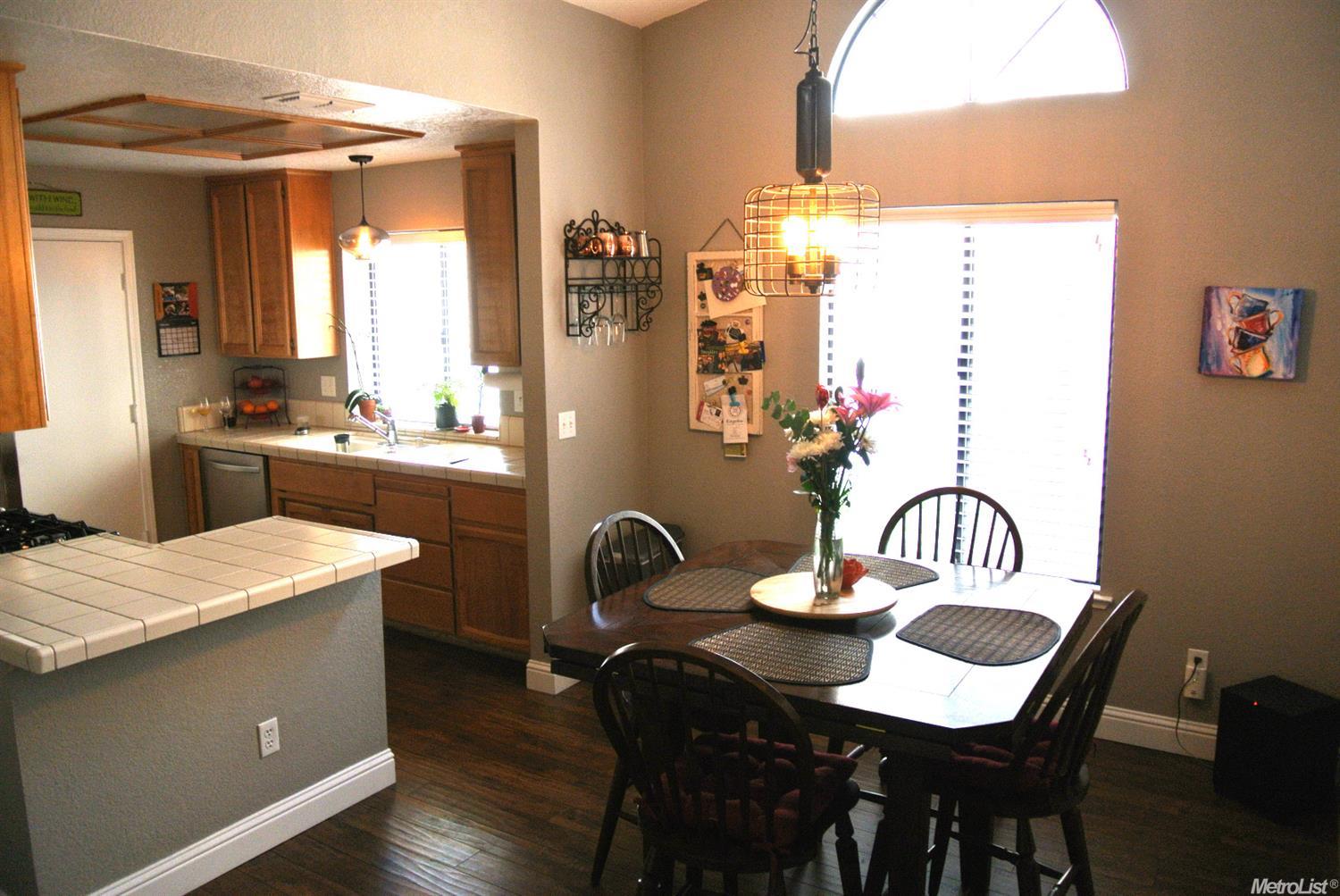 3056 Wolfe Ct, Antelope, CA 95843 photo 6