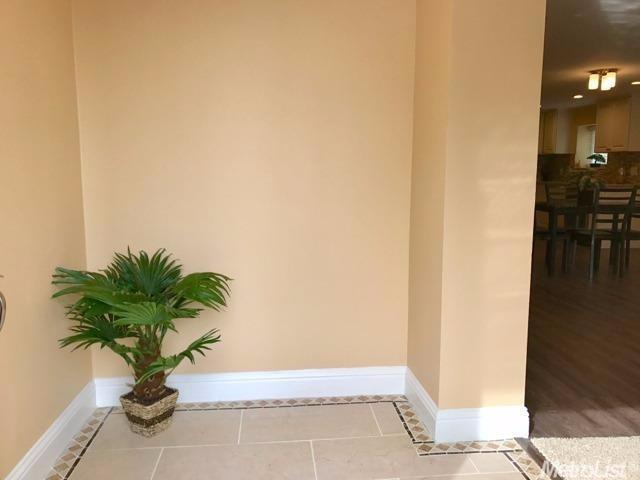 5801 North Ave, Carmichael, CA 95608 photo 2