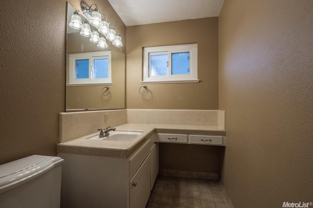 1817 Wallace Ave, Ceres, CA 95307 photo 16