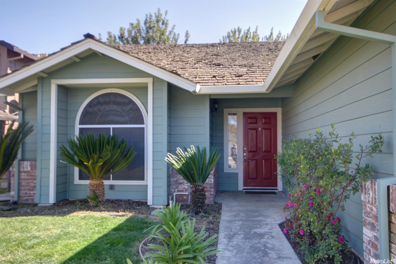 1008 Bobcat Ct, Modesto, CA 95358 photo 2