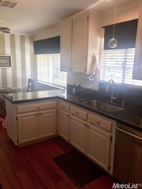 5581 Brooks Ave, Loomis, CA 95650 photo 2
