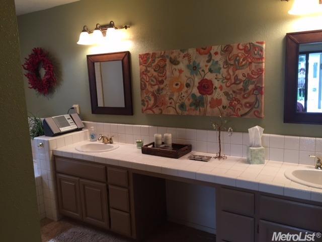 1036 Copper Park Ln, Modesto, CA 95355 photo 13
