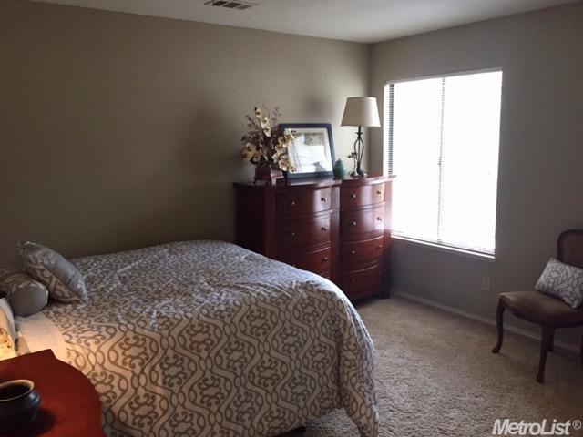 1036 Copper Park Ln, Modesto, CA 95355 photo 10