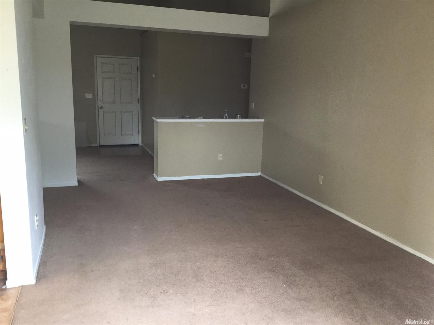 1300 Riverette Dr, Modesto, CA 95351 photo 4