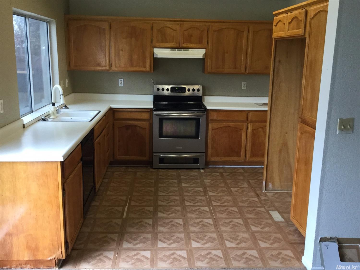 1300 Riverette Dr, Modesto, CA 95351 photo 6