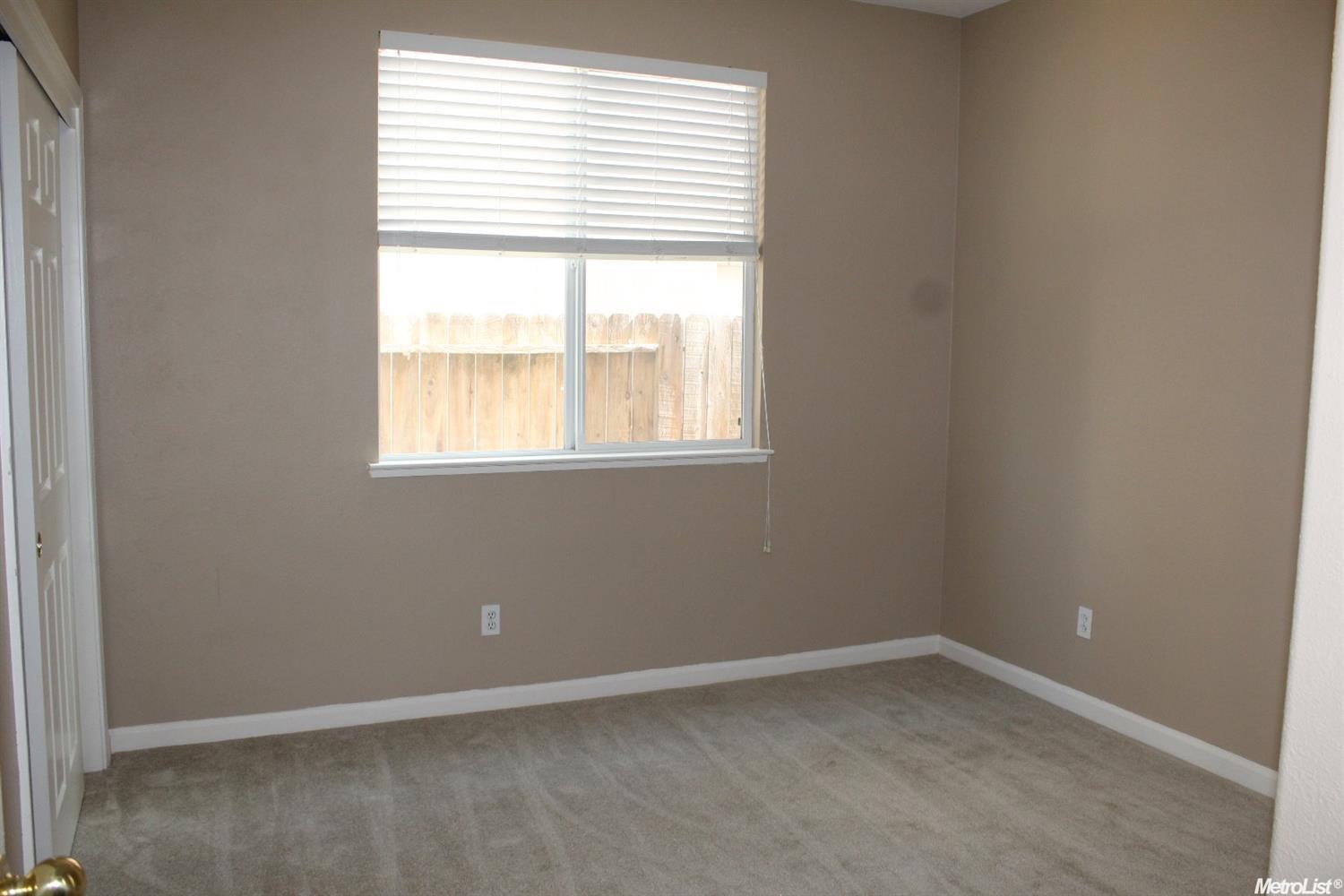 3405 Yerington Ct, Modesto, CA 95355 photo 12