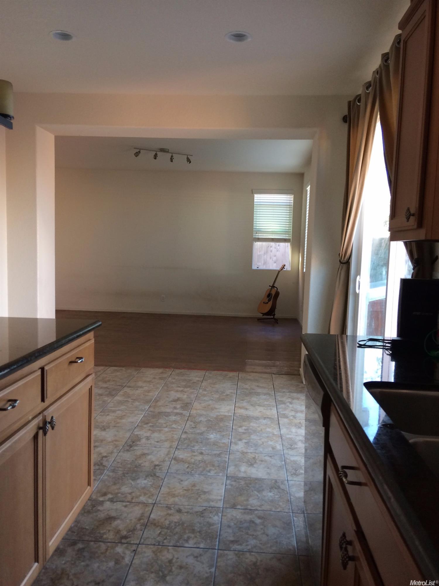 16860 Cobble Creek Way, Lathrop, CA 95330 photo 10
