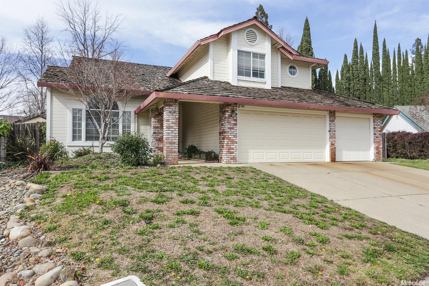 128 Rhoades Way, Folsom, CA 95630 photo 2