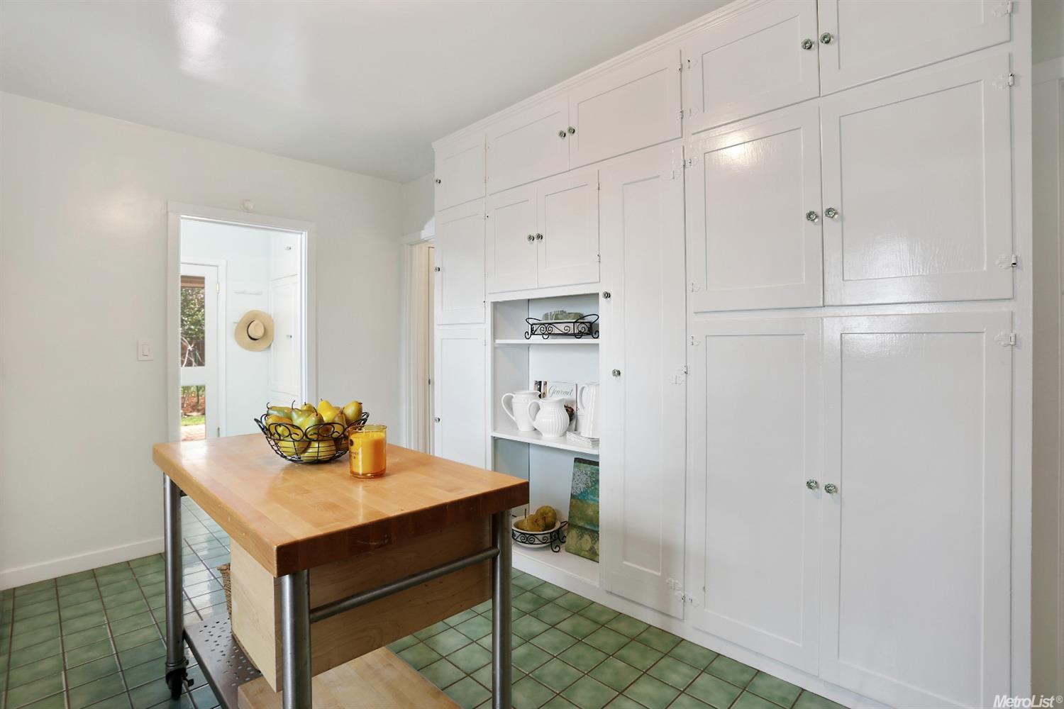 334 University Ave, Davis, CA 95616 photo 9