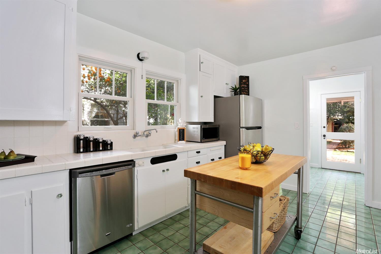 334 University Ave, Davis, CA 95616 photo 7