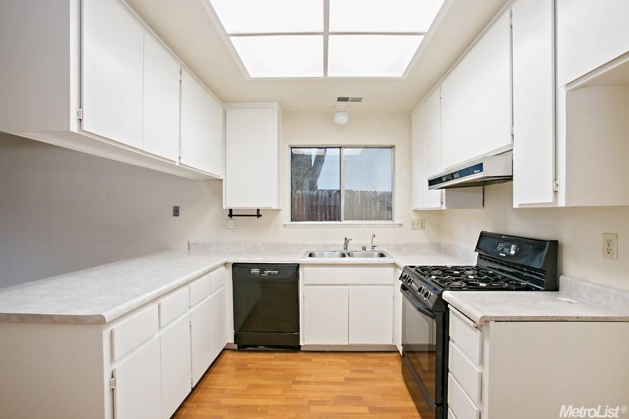 1809 Humboldt Ave, Davis, CA 95616 photo 4