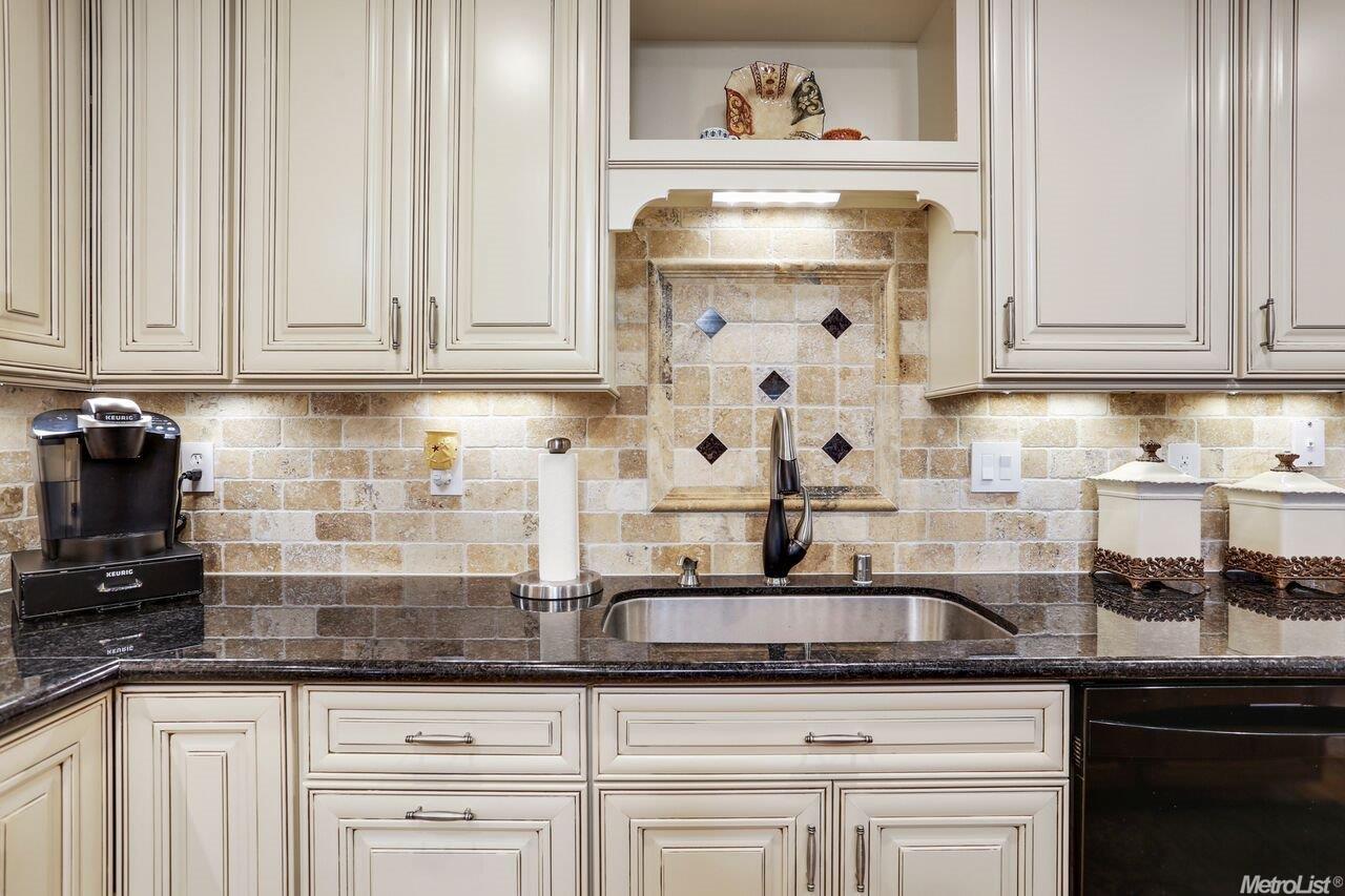 842 Kramer, Lodi, CA 95242 photo 6