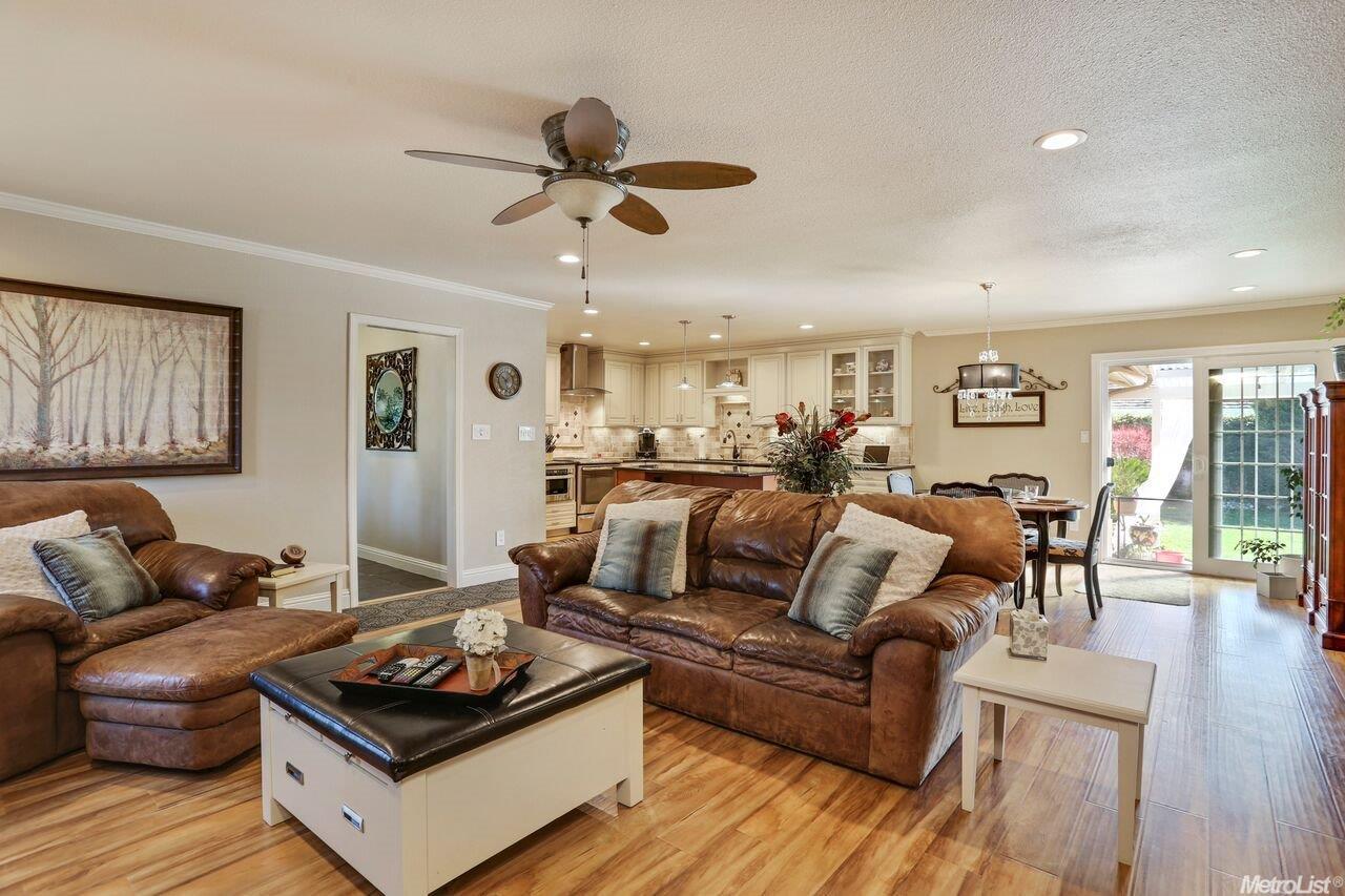 842 Kramer, Lodi, CA 95242 photo 12