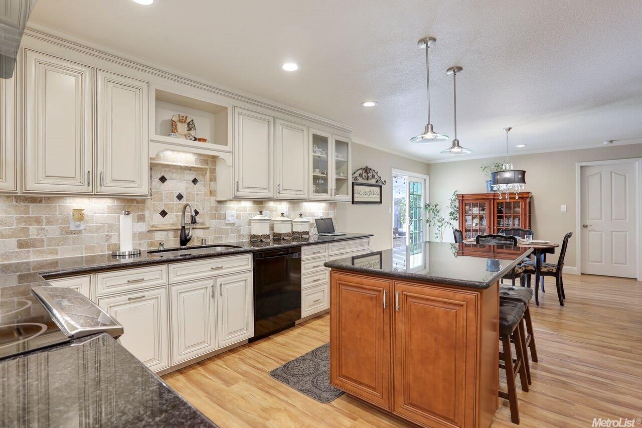 842 Kramer, Lodi, CA 95242 photo 9