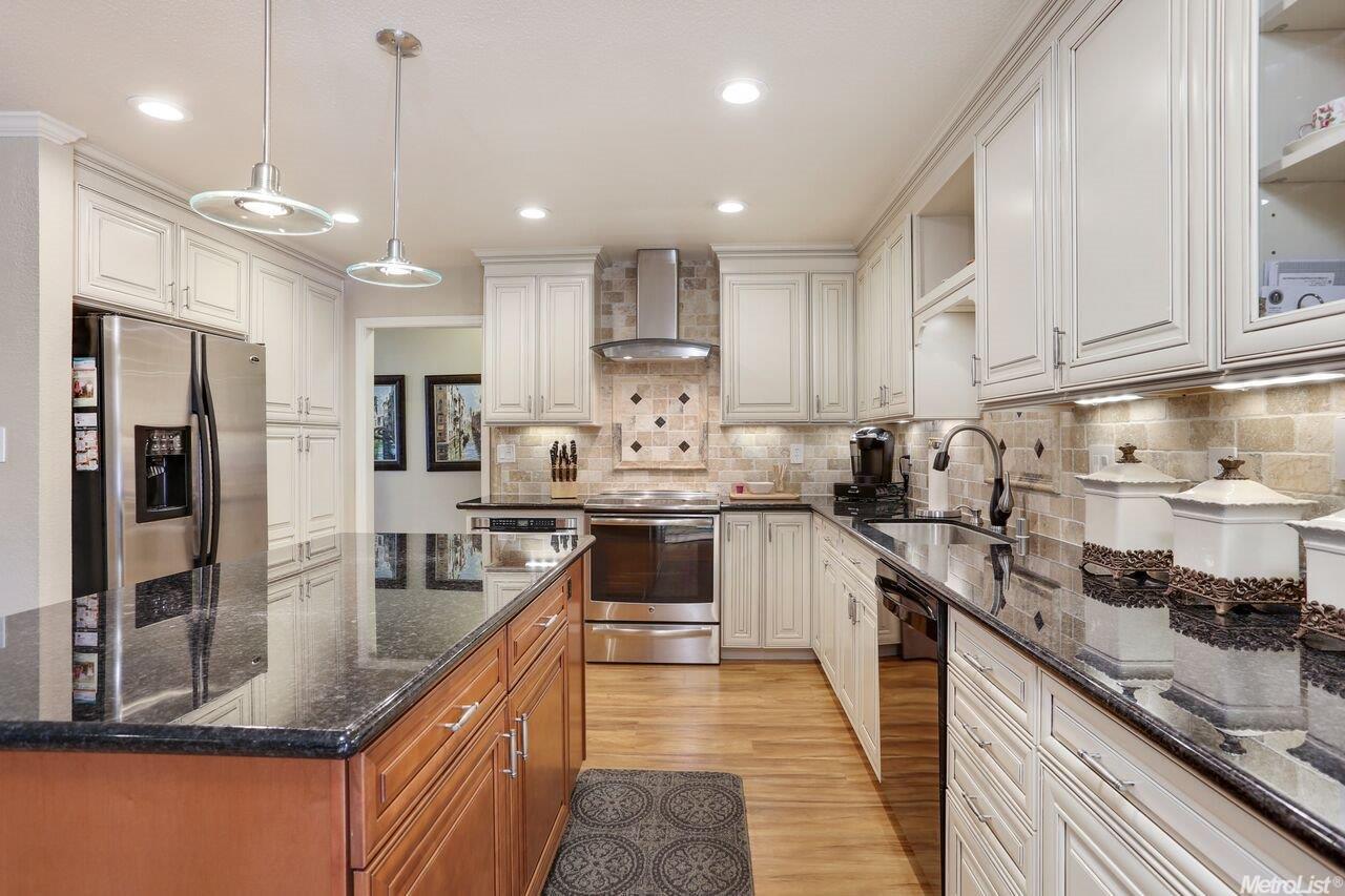 842 Kramer, Lodi, CA 95242 photo 7