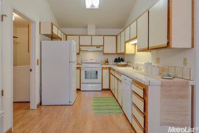 534 Hudson Ct, Davis, CA 95616 photo 8