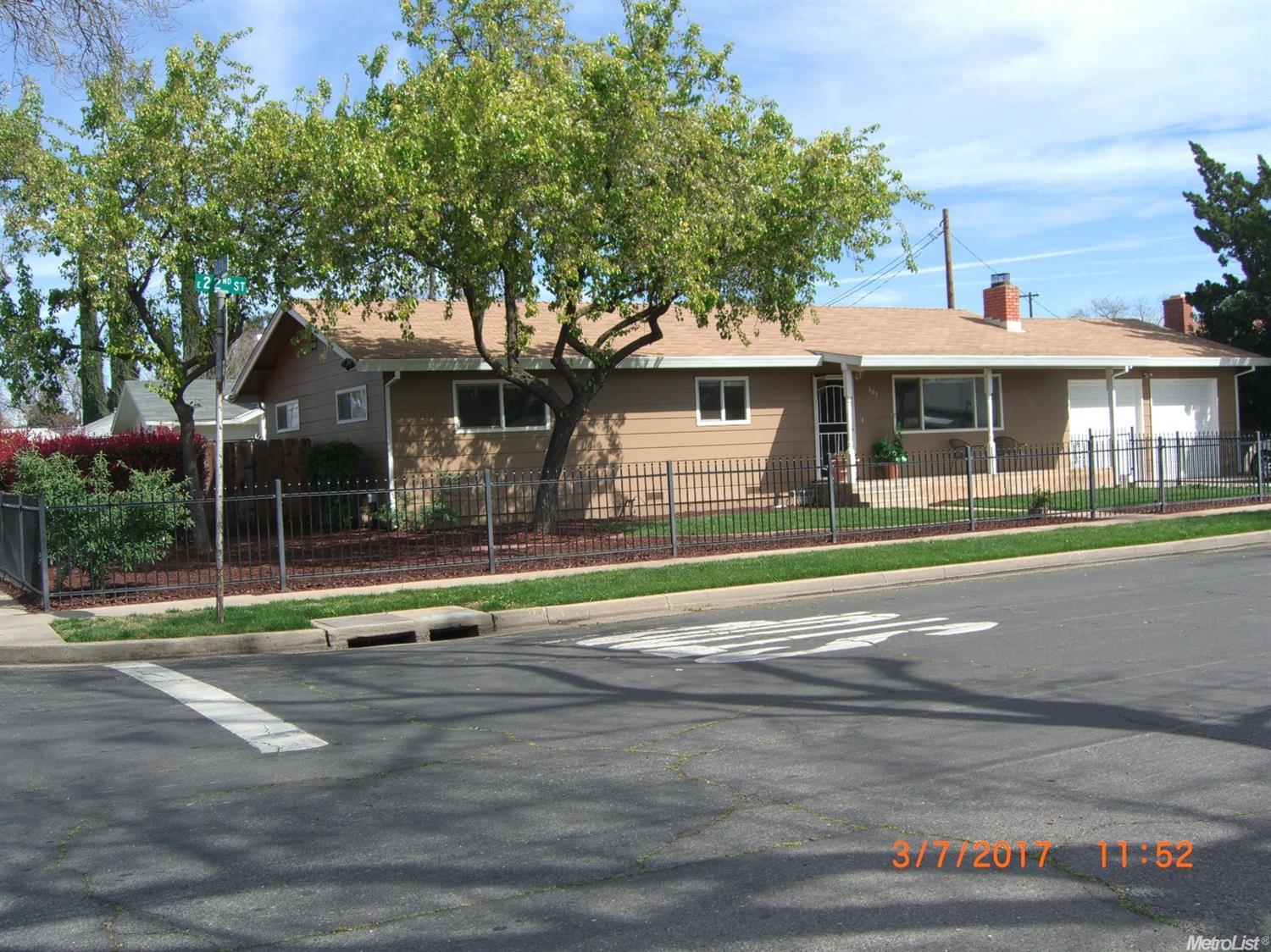 705 E 22nd St, Merced, CA 95340 photo 1