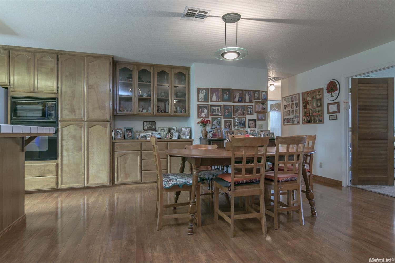 945 Foxfire Dr, Manteca, CA 95337 photo 12