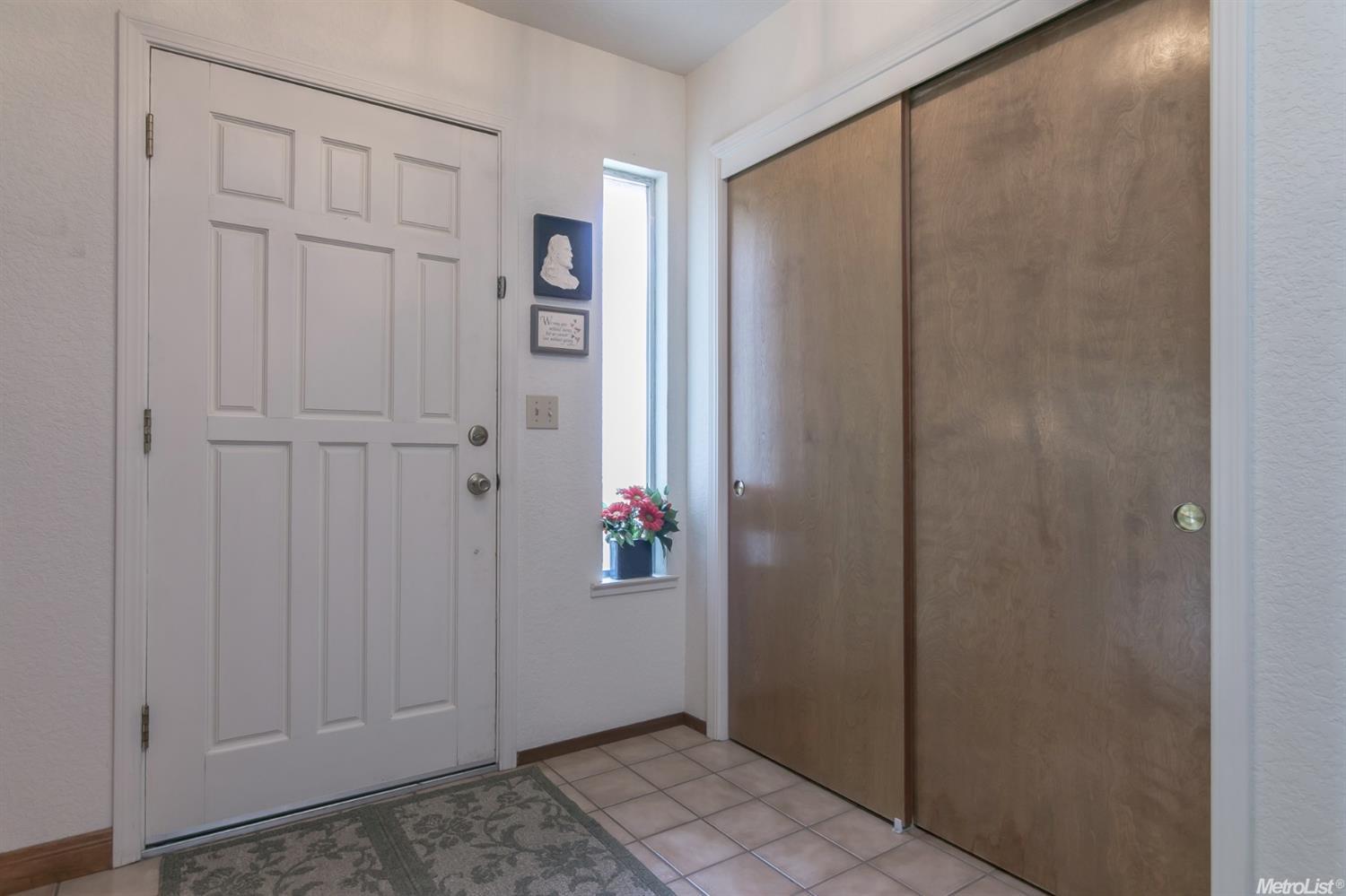 945 Foxfire Dr, Manteca, CA 95337 photo 5