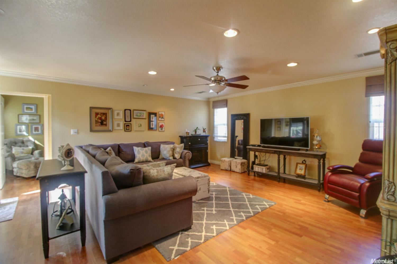 1909 Winning Ave, Modesto, CA 95350 photo 6