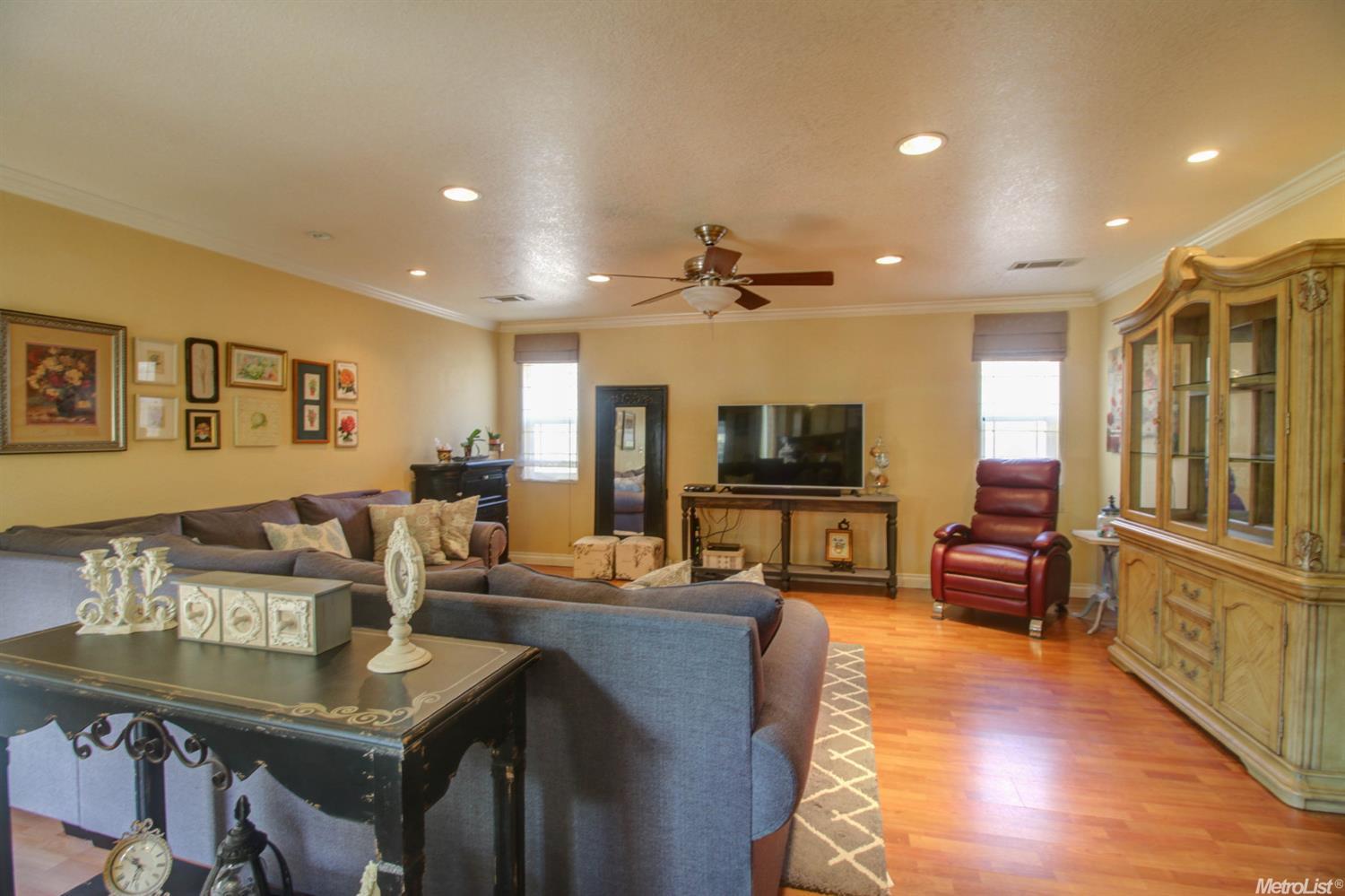 1909 Winning Ave, Modesto, CA 95350 photo 7