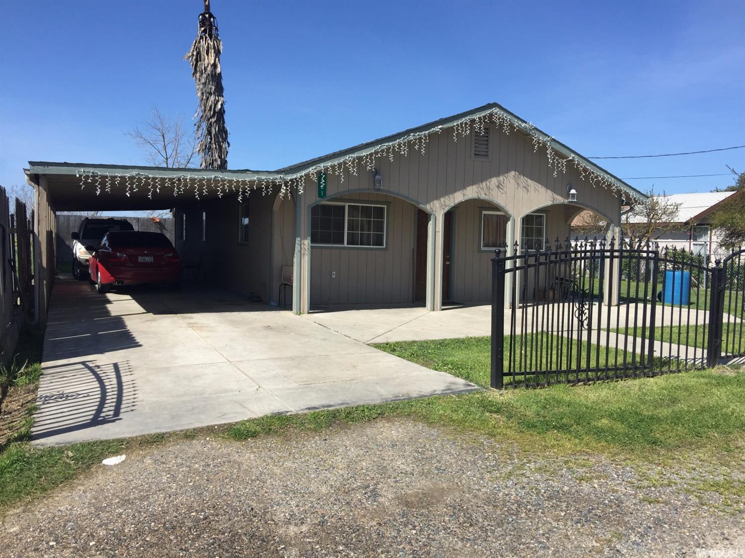 469 Merced St, Planada, CA 95365 photo 1