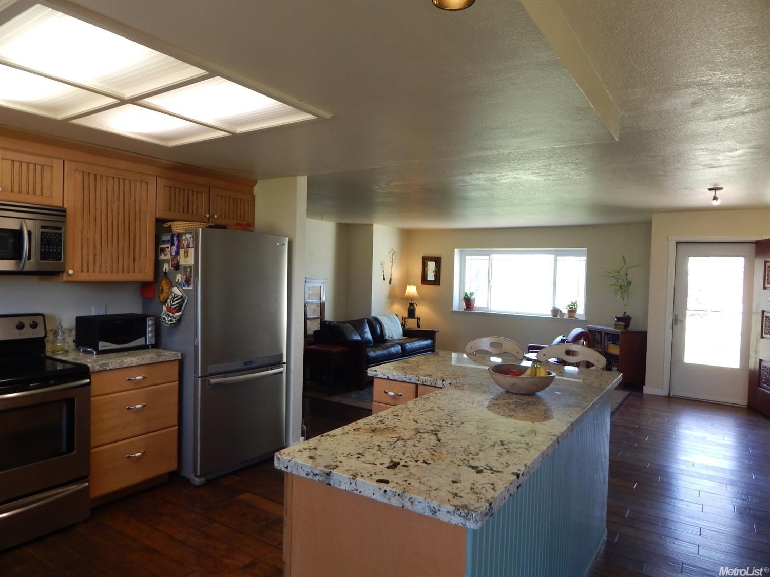 10073 Alta Mesa Rd, Wilton, CA 95693 photo 6