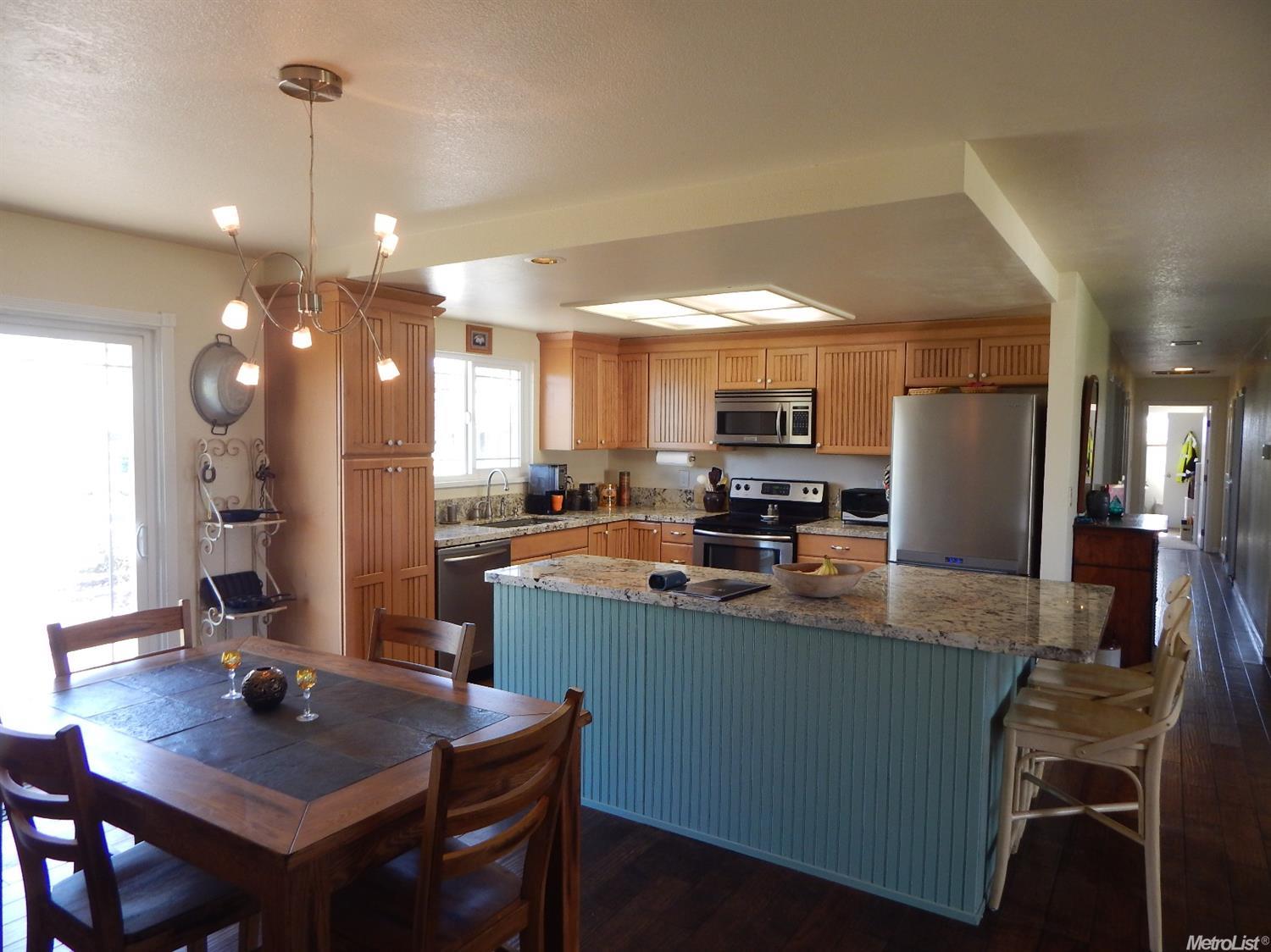 10073 Alta Mesa Rd, Wilton, CA 95693 photo 4