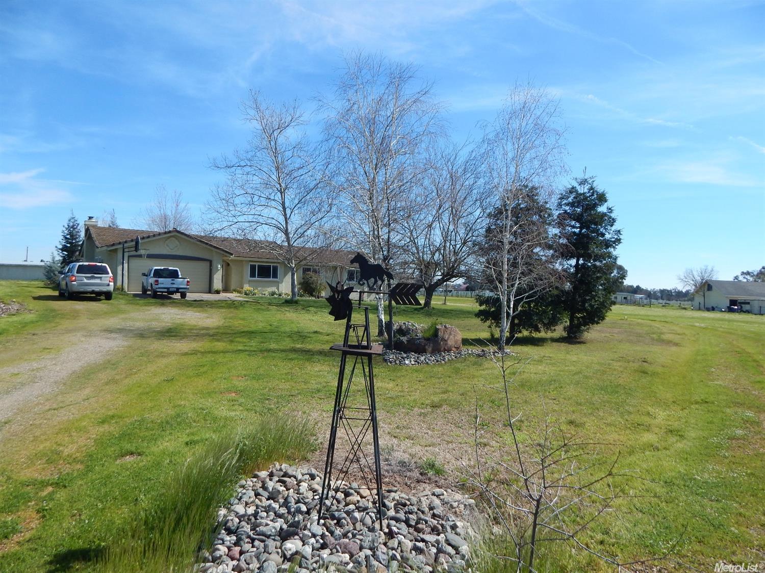 10073 Alta Mesa Rd, Wilton, CA 95693 photo 3