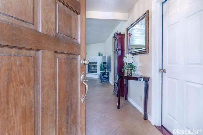 15301 Cambridge, Lathrop, CA 95330 photo 3