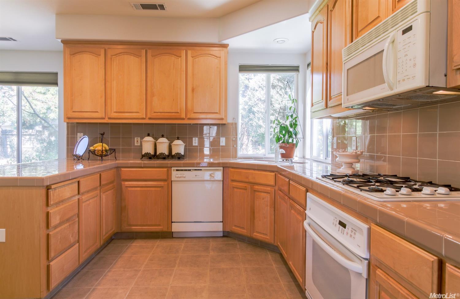 2813 Black Mountain Way, Modesto, CA 95356 photo 5