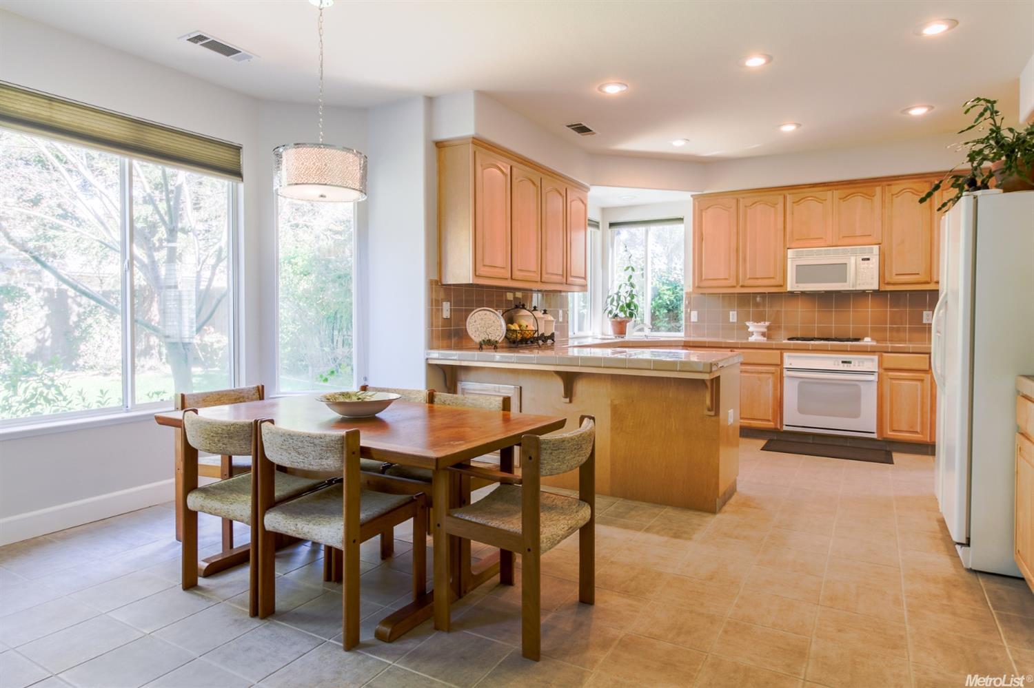 2813 Black Mountain Way, Modesto, CA 95356 photo 6