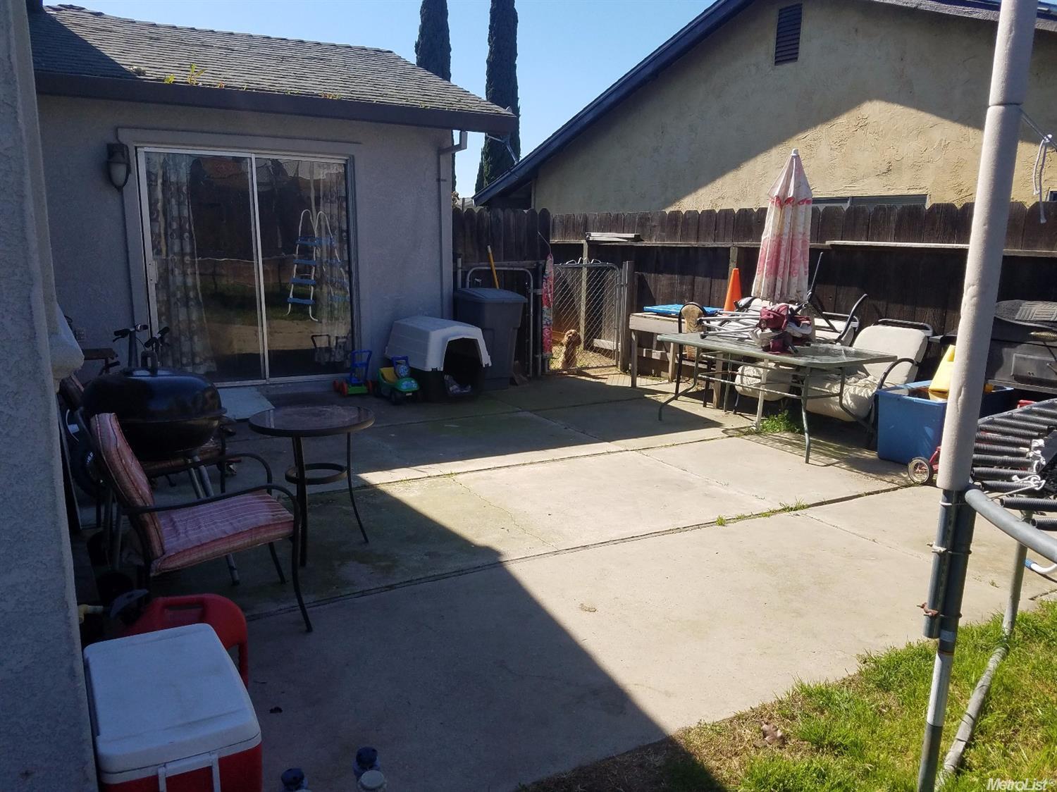 1011 Merced Way, Manteca, CA 95337 photo 10