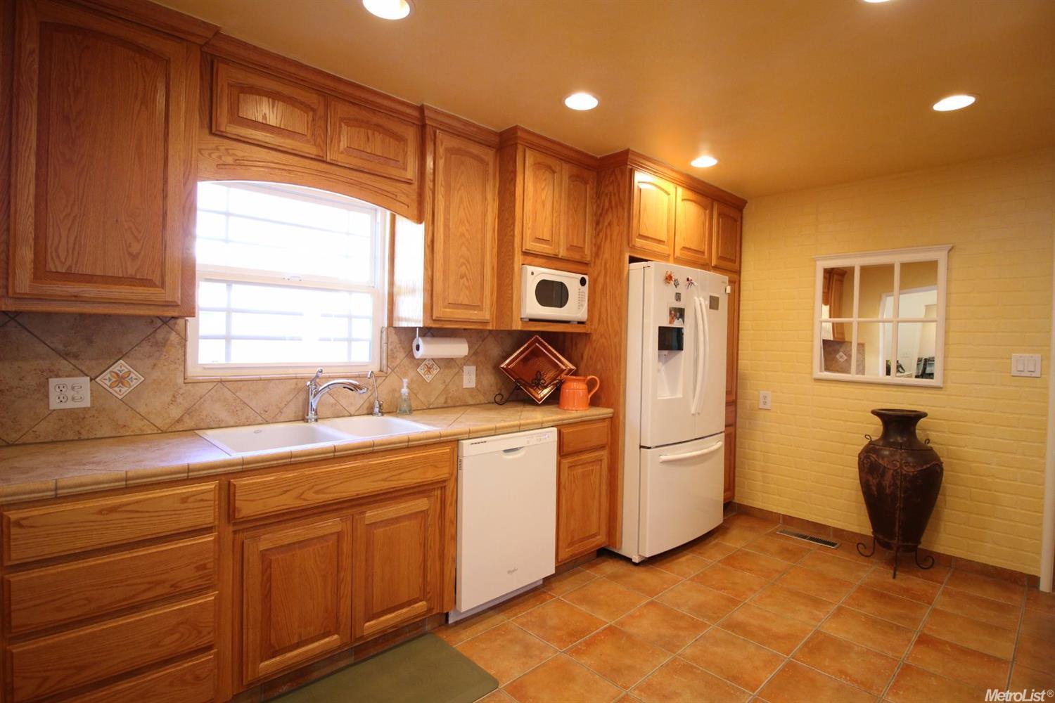 333 Severin Ave, Modesto, CA 95354 photo 10