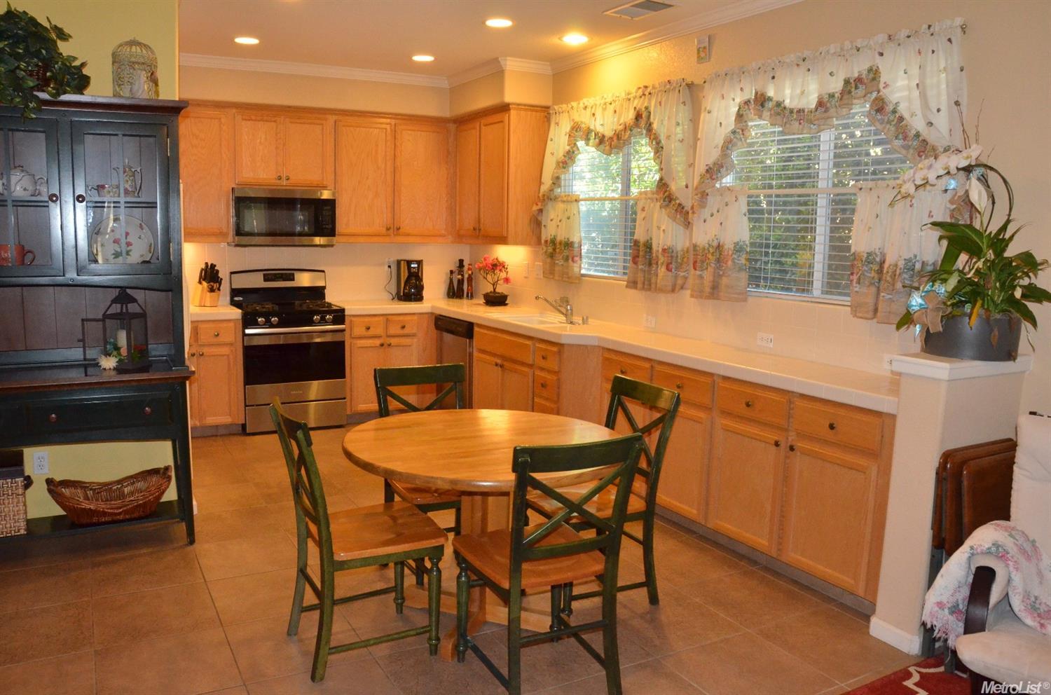 231 De Bord Dr, Tracy, CA 95376 photo 9