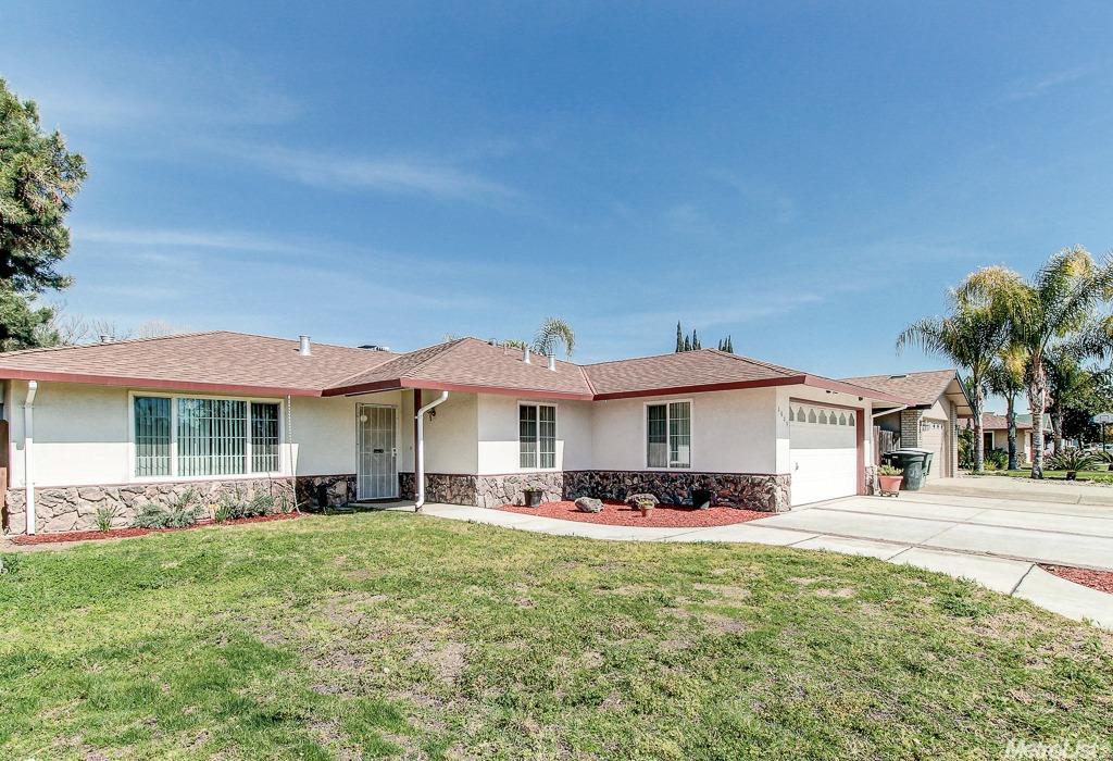1609 Clevenger Dr, Modesto, CA 95356 photo 4