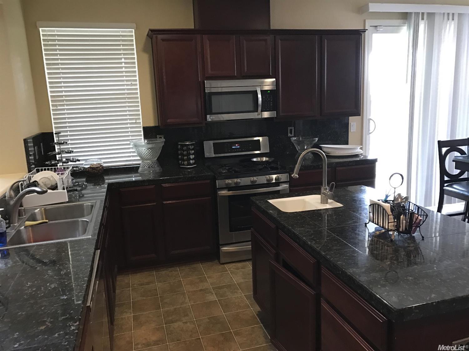 1337 Esplanade Dr, Merced, CA 95348 photo 11