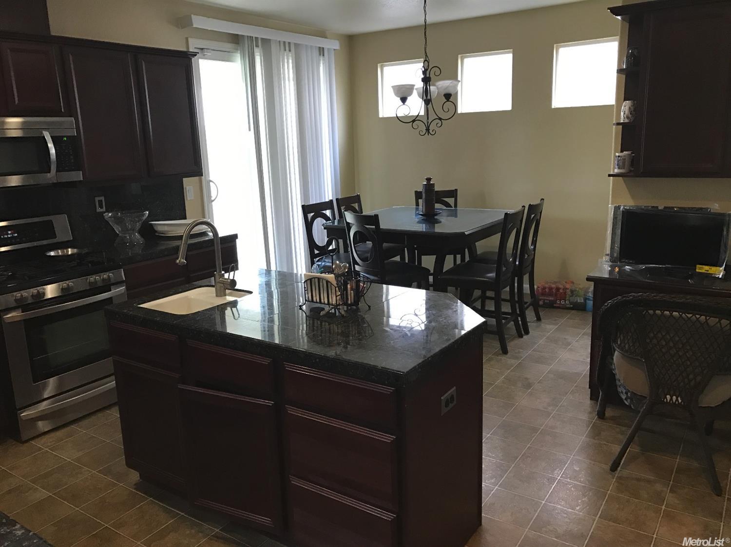1337 Esplanade Dr, Merced, CA 95348 photo 10