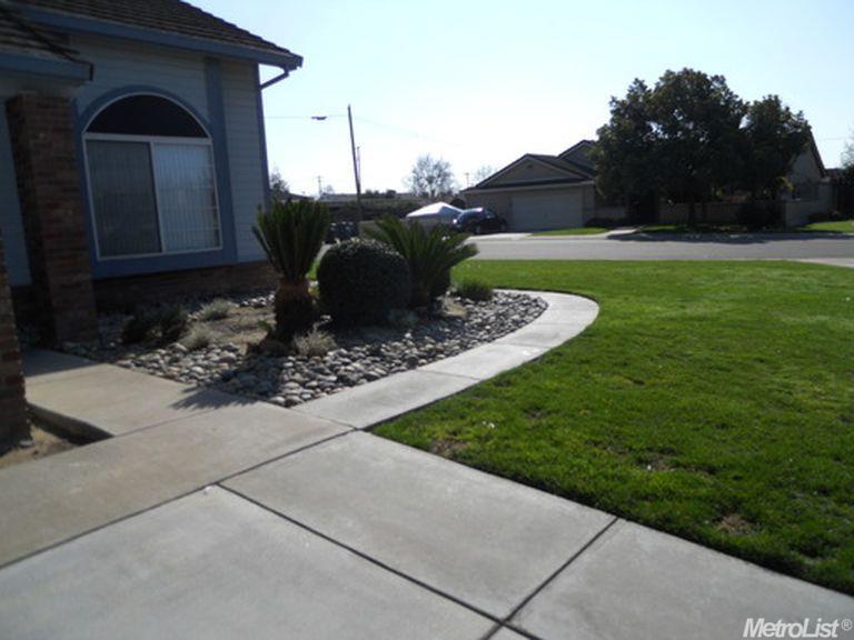 1852 White Birch Dr, Hughson, CA 95326 photo 2