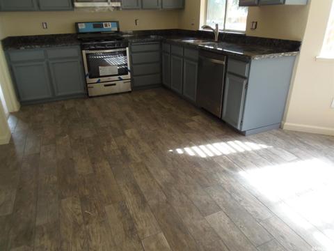 314 Village Cir, Winters, CA 95694 photo 2