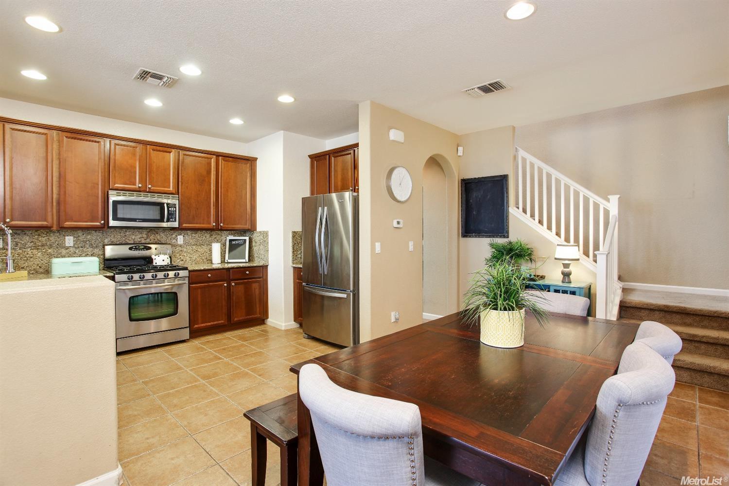 2833 Crested Bobwhite St, Modesto, CA 95355 photo 5