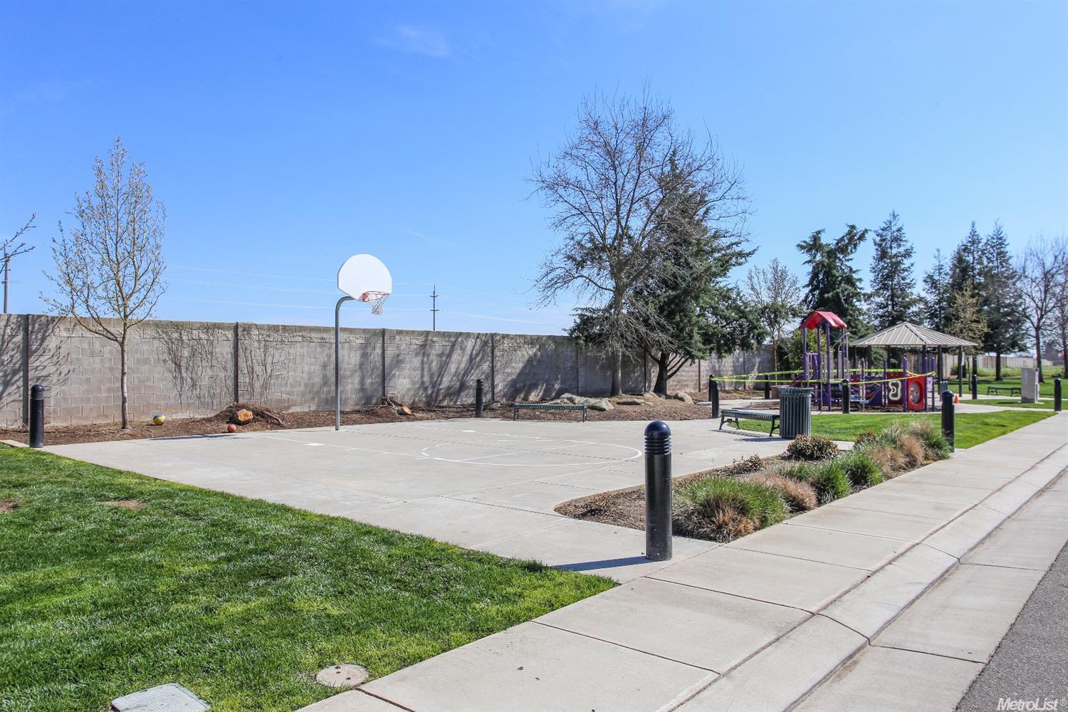 2833 Crested Bobwhite St, Modesto, CA 95355 photo 25