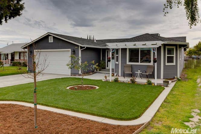 592 E Galin Rd, French Camp, CA 95231 photo 2