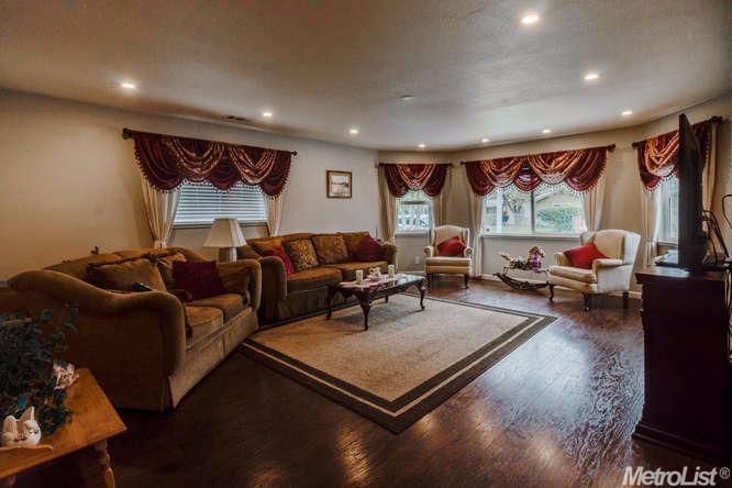 592 E Galin Rd, French Camp, CA 95231 photo 8