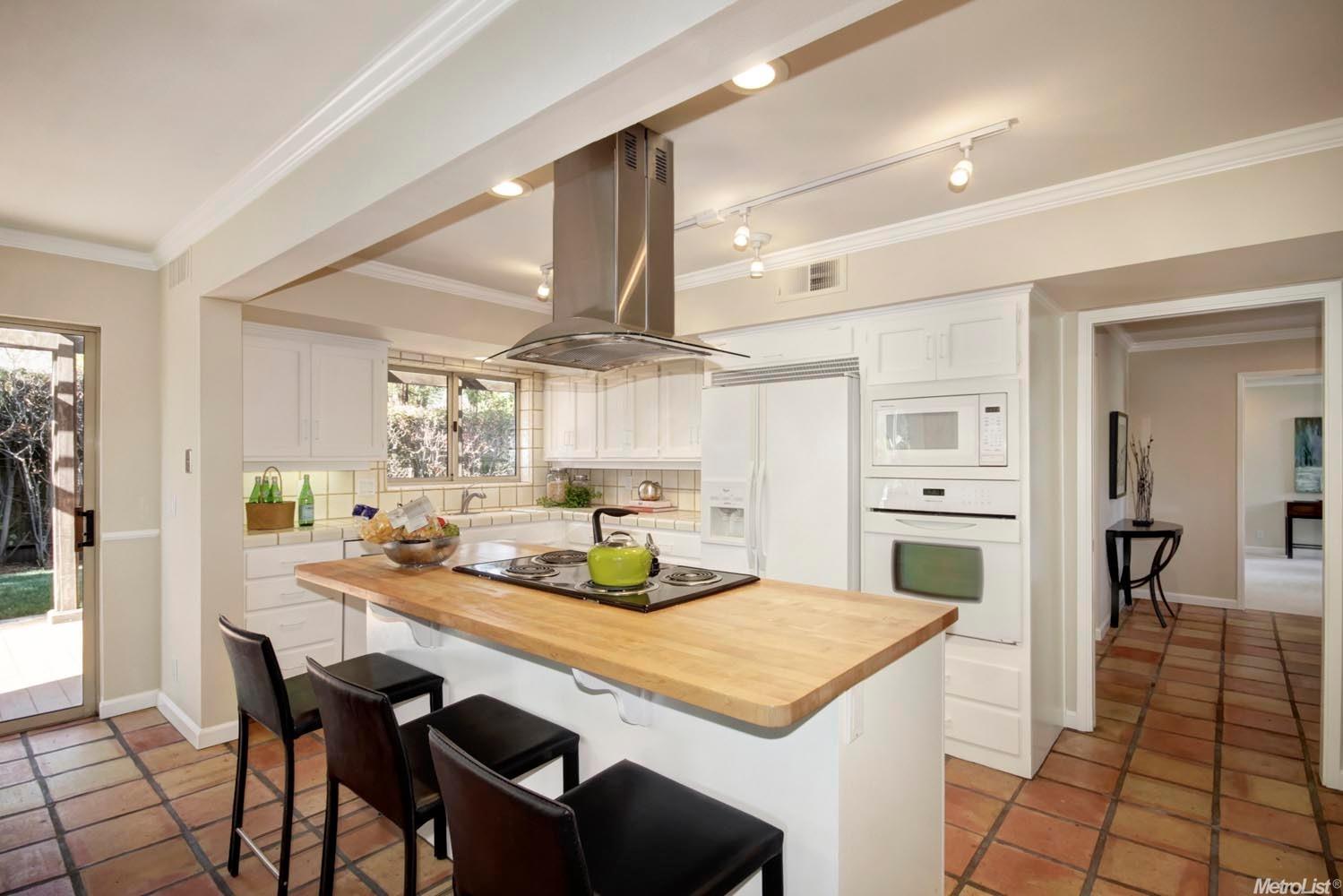 1129 Pamplona Ave, Davis, CA 95616 photo 9