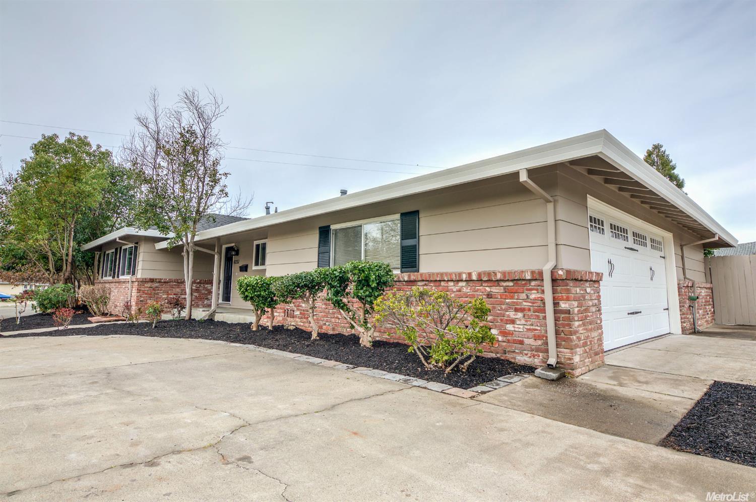 6231 Shadowcreek Dr, Carmichael, CA 95608 photo 4