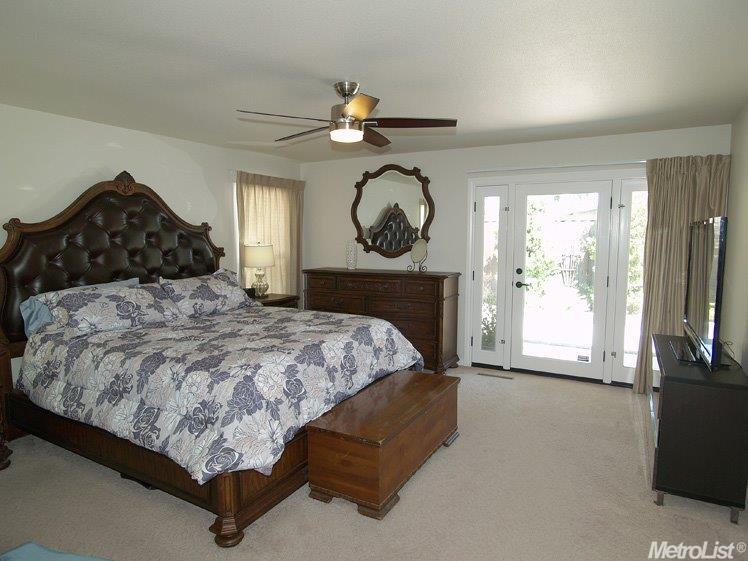 411 E Minnesota Ave, Turlock, CA 95382 photo 18